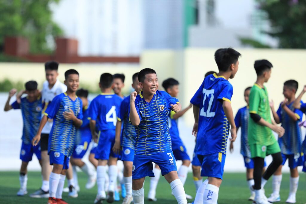 Bầu Hiển Khởi Xướng U13 T&T Cup 2025: Bước Đệm Quan Trọng Cho Bóng Đá Trẻ Việt Nam